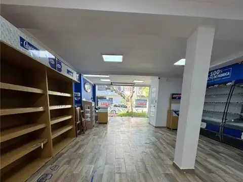 Local en Alquiler en Villa Cortez, $ 1.500.000