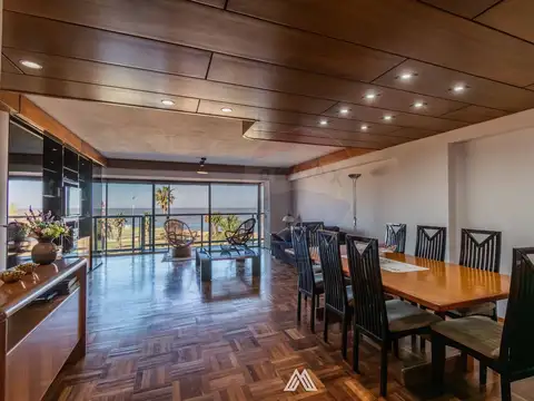 Departamento en Venta de 4 dormitorios