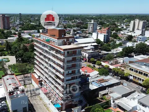 Departamento en venta, Asborno 642, 10°B, Escobar centro frente a la plaza