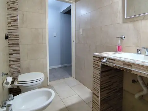 Depto Tipo Casa en Alquiler en San Antonio de Padua, $ 800.000