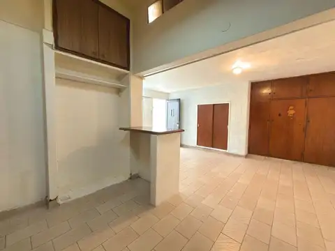 Depto Tipo Casa en Alquiler de 3 ambientes