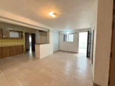 Depto Tipo Casa en Alquiler 40 años