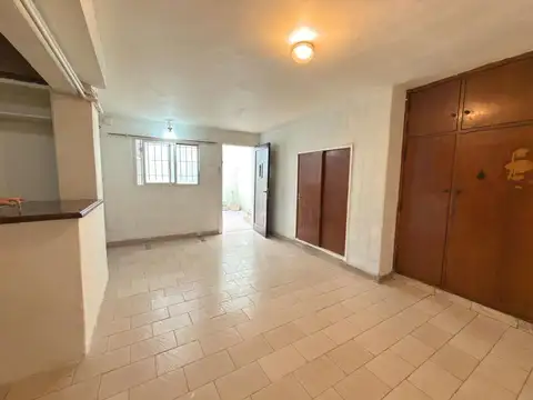 Depto Tipo Casa 3 ambientes con 1 baño