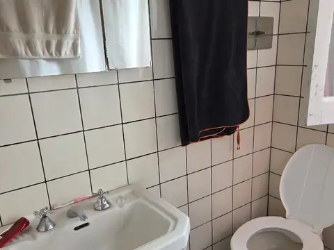 Casa en Alquiler con 1 cochera