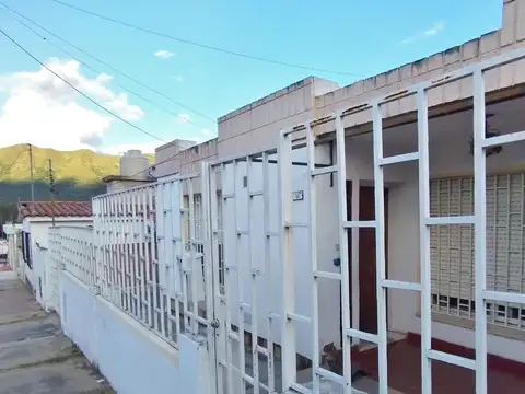 Depto Tipo Casa en Venta de 6 ambientes