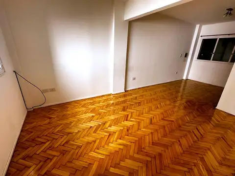 OFICINA MONOAMBIENTE EN CABALLITO LISTA PARA INGRESAR