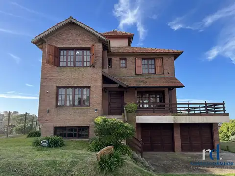 Casa en Venta 5 Dormitorios en Pinamar Zona Centro