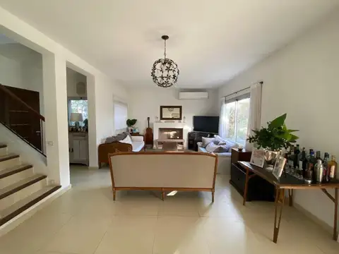 Casa en Alquiler A Estrenar