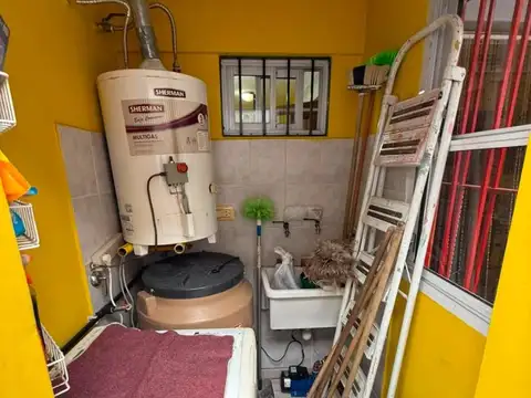 Depto Tipo Casa en Venta de 2 dormitorios