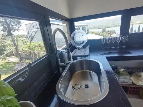 CASA  EN PARQUE SIQUIMAN