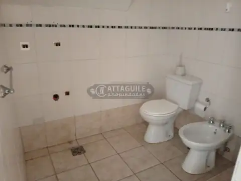 Depto Tipo Casa 2 ambientes con 1 baño