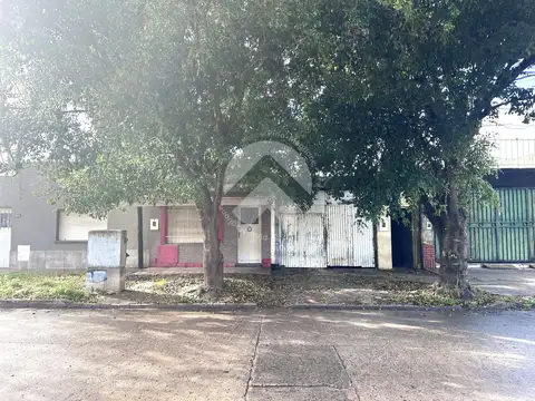 CASA EN BARRIO MA. SELVA