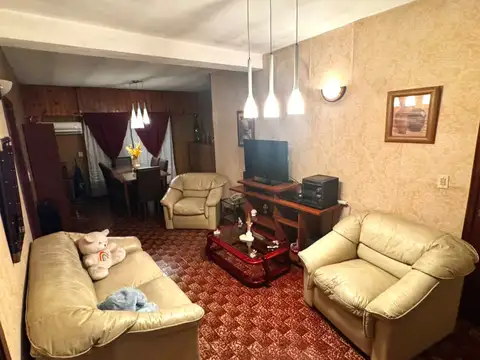 Alfredo Palacios 700