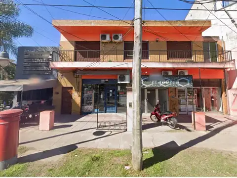Galpon, locales, ph y casa en Tigre