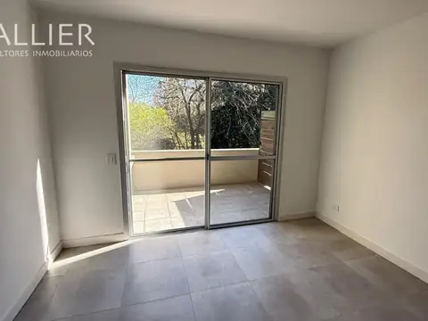 Departamento en Venta en Bosque Alto, USD 140.000