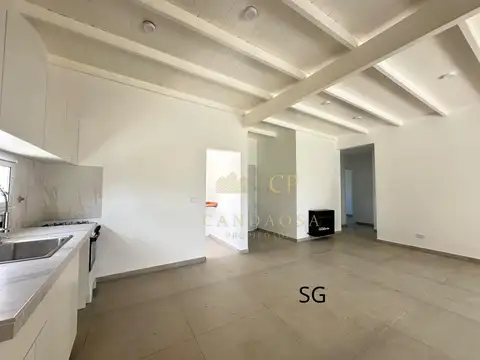 Casa en Venta con 3 cocheras
