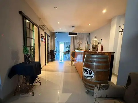 VENTA Local Comercial - A 100Mts del Acceso Oeste
