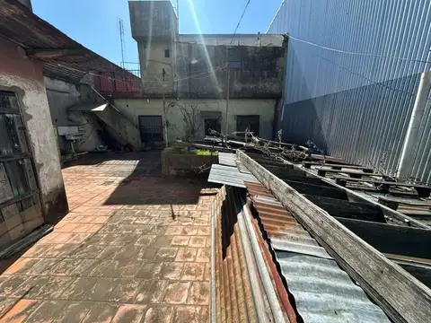 Depto Tipo Casa en Venta de 5 dormitorios