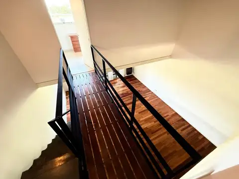 Espectacular departamento 3 amb , cochera.