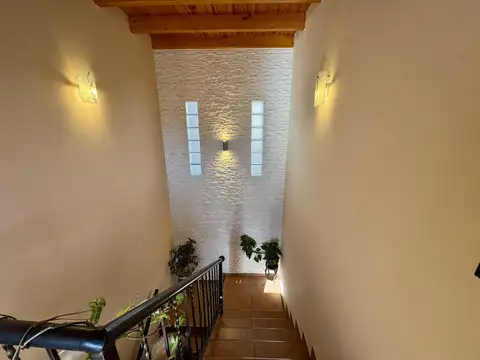 Casa 4 ambientes con 3 baños