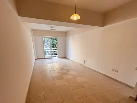 MONOAMBIENTE EN ALQUILER CON BALCON EN VILLA BALLESTER