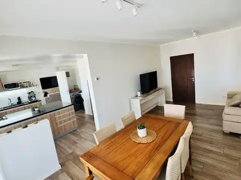 Departamento en Venta con 2 cocheras