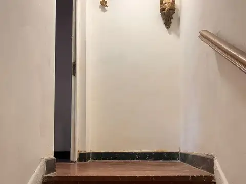 DUPUY 100, Piso 1
