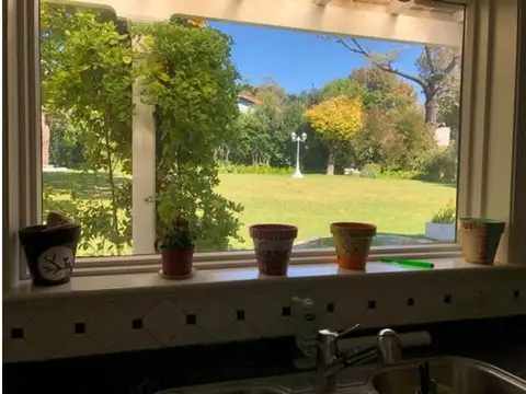 Casa en Alquiler en Los Troncos, USD 4.500