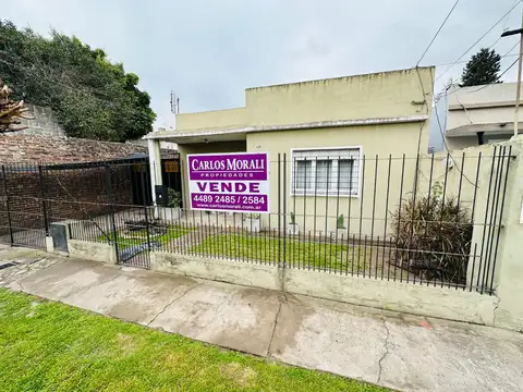 CASA 3 AMBIENTE SOBRE LOTE DE 10.00 X 37.00