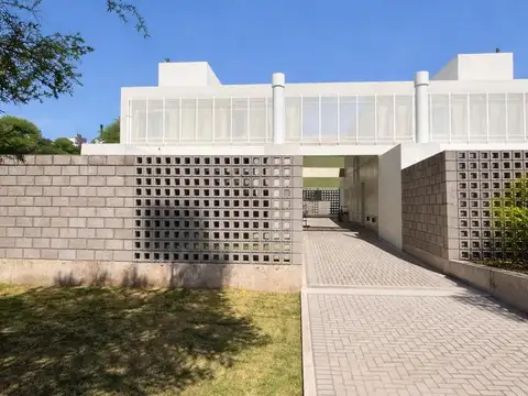Cuesta Colorada - Las Anémonas  al 1800