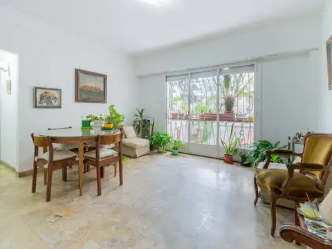 VENTA DPTO 3 AMBIENTES CON DEPENDENCIA EN CABALLITO
