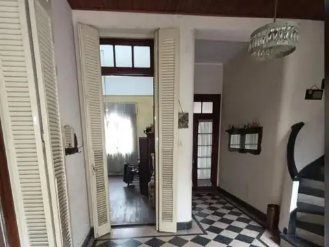 13 Y 60 - Plaza Maximo Paz