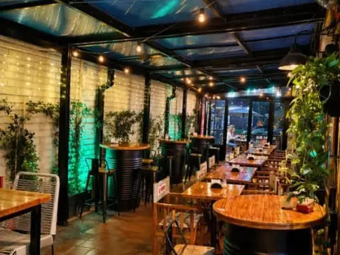 Fondo de Comercio - Restaurante/Heladeria - Roca y Peña