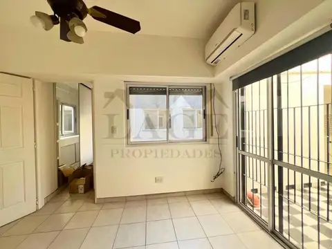 Depto Tipo Casa en Venta de 1 dormitorio
