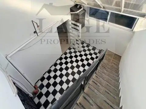Depto Tipo Casa en Venta de 2 ambientes