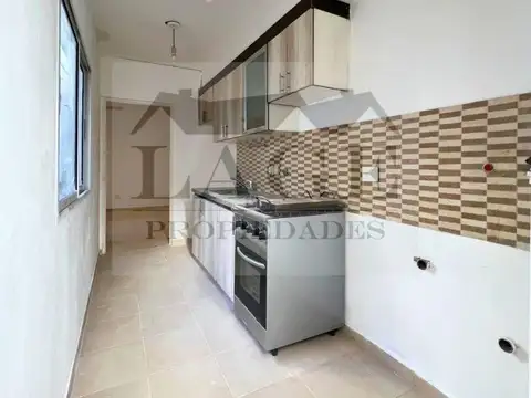 Depto Tipo Casa 2 ambientes con 1 baño