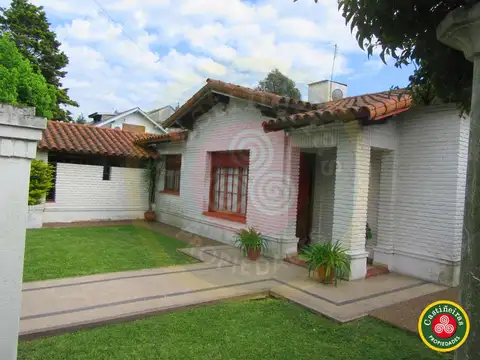 Casa en Venta en Turdera, USD 350.000