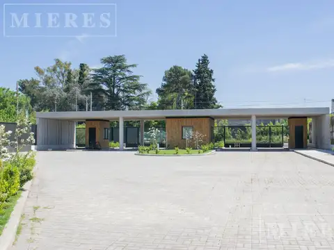 Lote de 394m² en venta en El Olivar