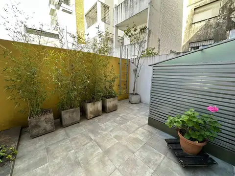 Venta edificio 4 plantas para alquiler temporario barrio Pichincha