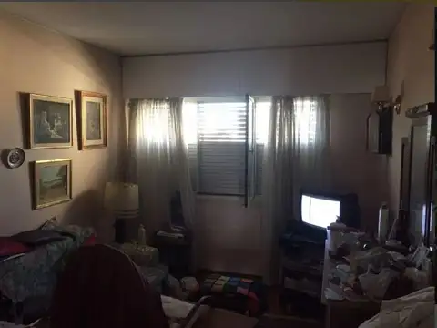 Mercedes 1200, Piso 8