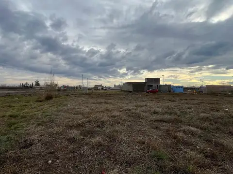 VENTA TERRENO EN LOTEO SANTANGELO,