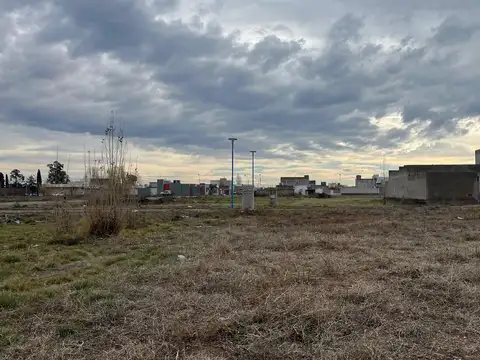 Terreno en Venta en General Roca, USD 30.000