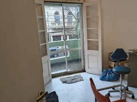 Casa 5 ambientes con 1 baño