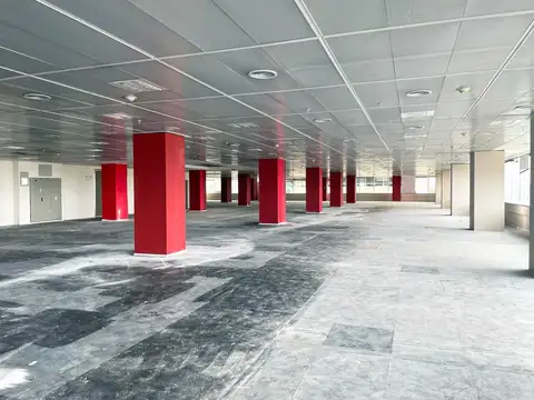 Oficina en Venta al Este