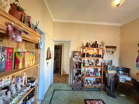 Casa 2 ambientes con 1 baño