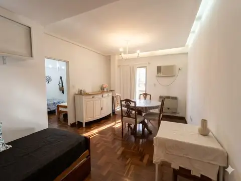 Depto en Venta calle Laprida