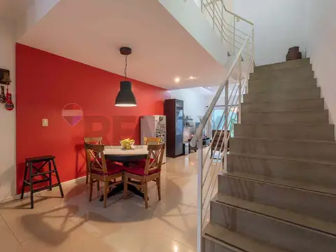 Depto Tipo Casa en Venta 15 años