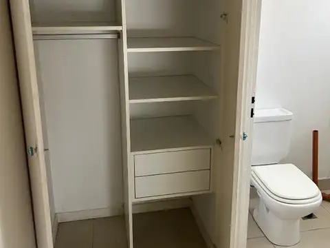 Departamento en Alquiler con 1 cochera