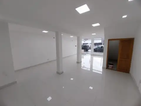 Local y departamento turístico en venta