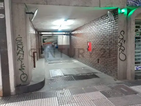 Cochera en venta Av. Corrientes 3800